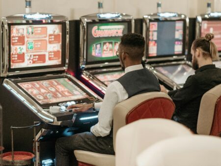 RNG – izpratne par nejaušo skaitļu ģeneratoriem tiešsaistes kazino